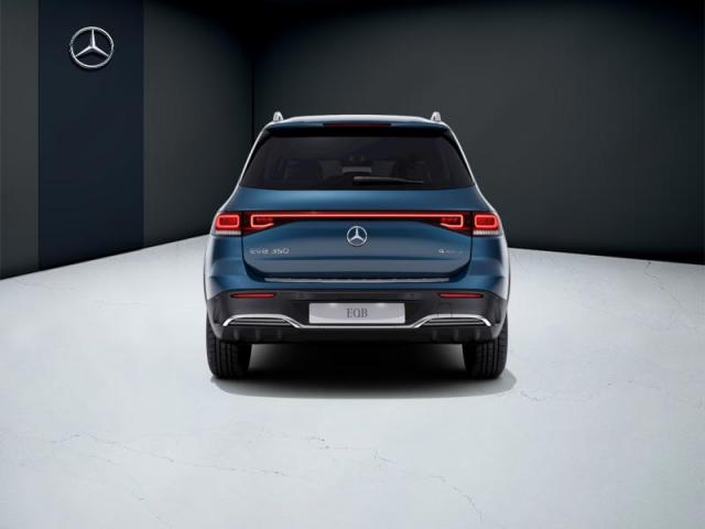 Mercedes Benz Eqb image 8