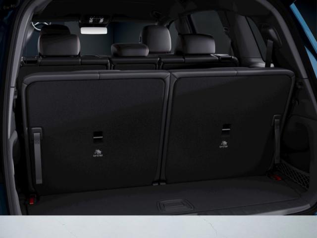 Mercedes Benz Eqb image 6