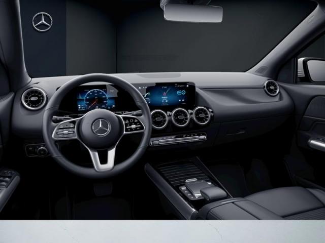 Mercedes Benz Gla image 8