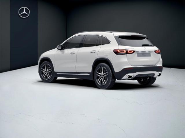 Mercedes Benz Gla image 4