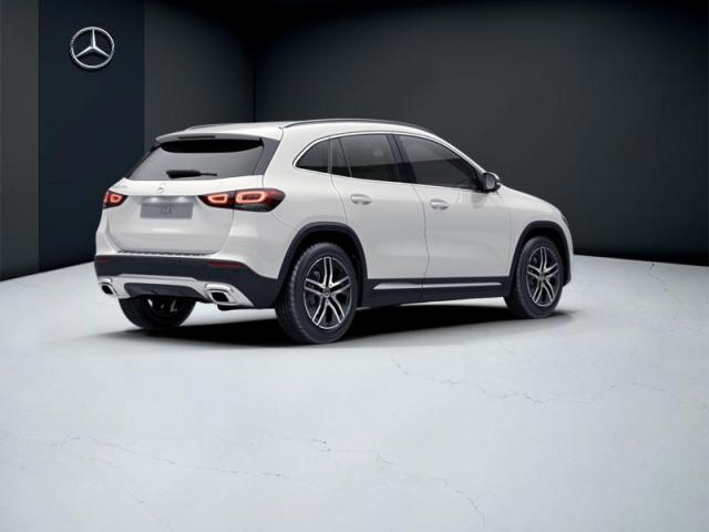 Mercedes Benz Gla image 3
