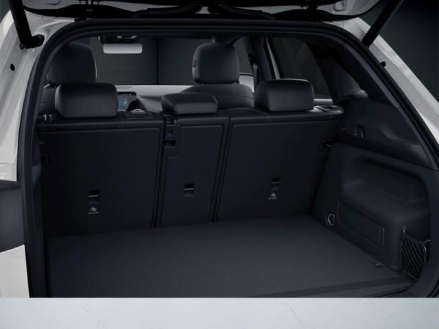 Mercedes Benz Gla image 1