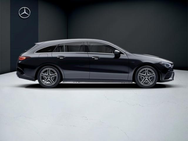 Mercedes Benz Cla Shooting Brake image 9