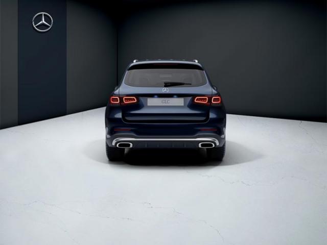 Mercedes Benz Glc image 8