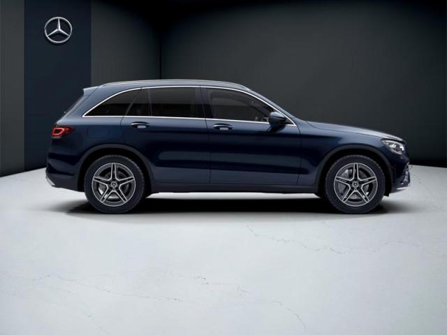 Mercedes Benz Glc image 9