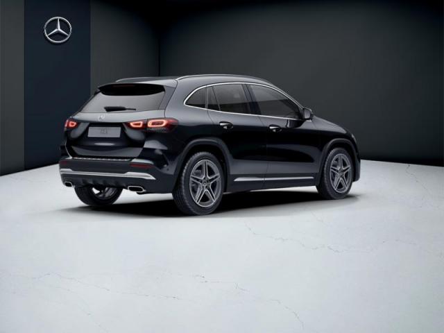 Mercedes Benz Gla image 7