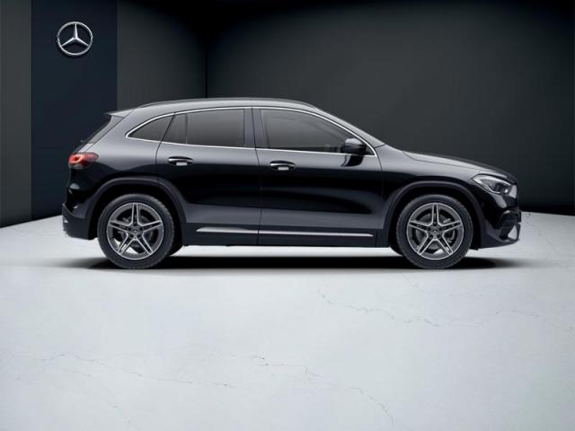 Mercedes Benz Gla image 3