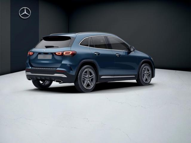 Mercedes Benz Gla image 5