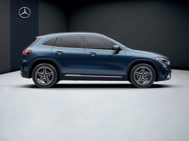 Mercedes Benz Gla image 6