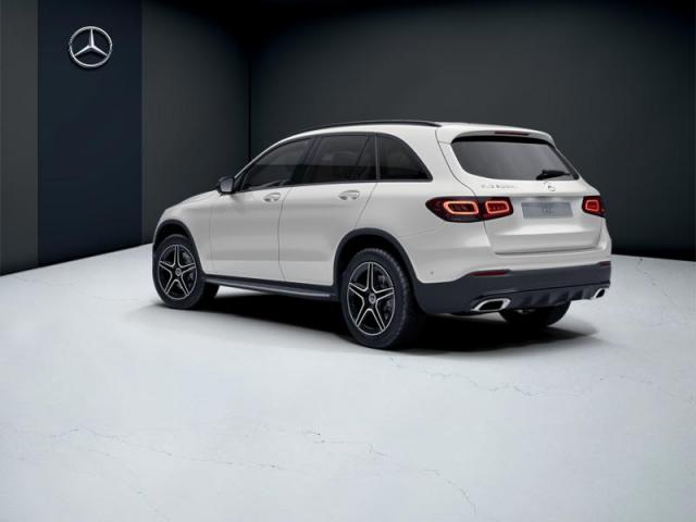Mercedes Benz Glc image 8