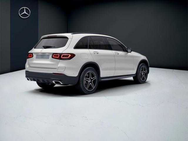 Mercedes Benz Glc image 6