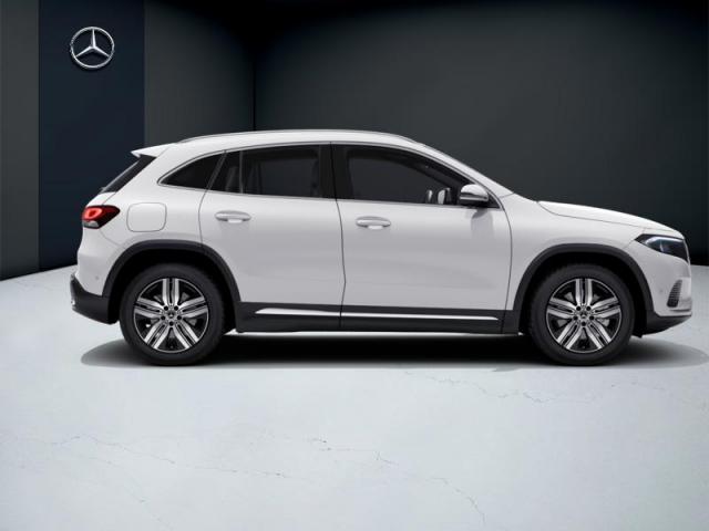 Mercedes Benz Eqa image 2