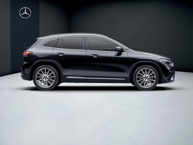 Mercedes Benz Gla image 4