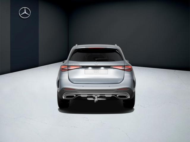 Mercedes Benz Glc image 6