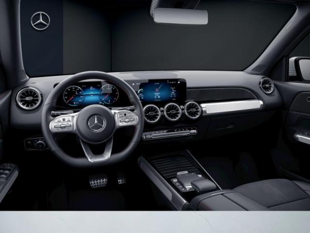 Mercedes Benz Glb image 8