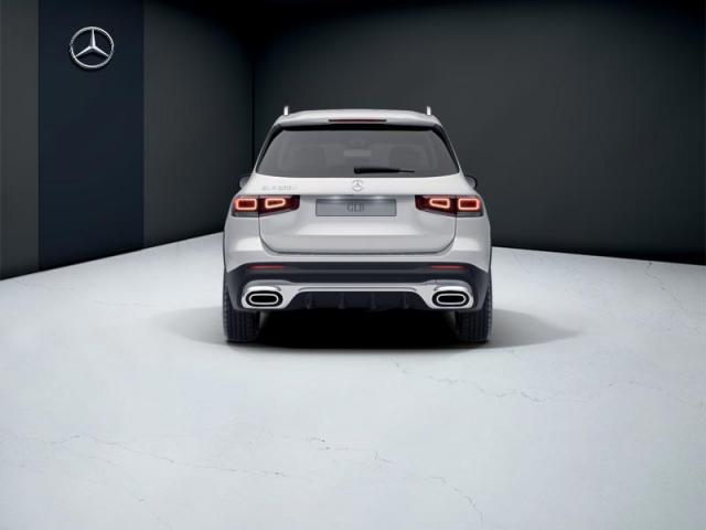 Mercedes Benz Glb image 5