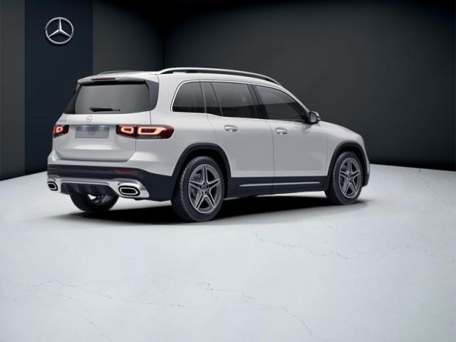 Mercedes Benz Glb image 7