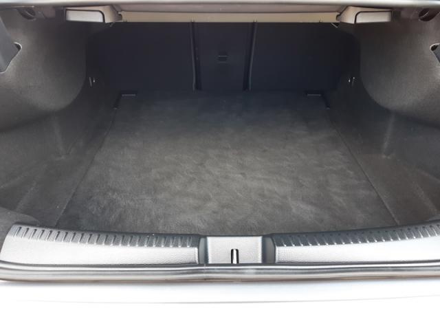 Mercedes Benz Cla image 9