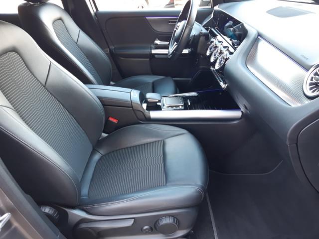 Mercedes Benz Eqa image 5