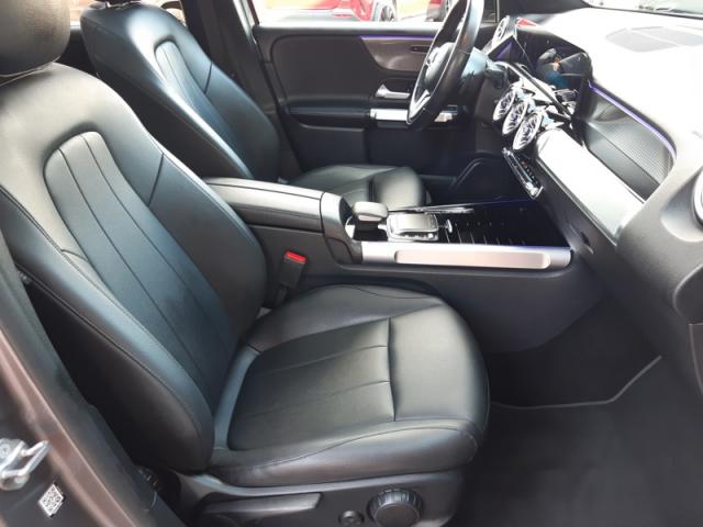 Mercedes Benz Glb image 9