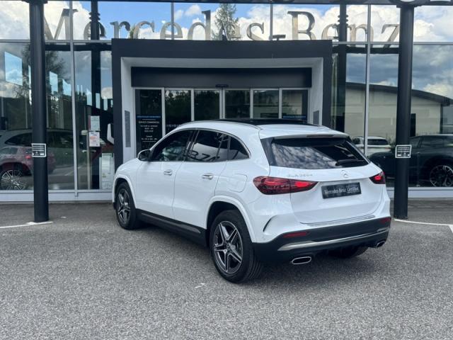 Mercedes Benz Gla image 2