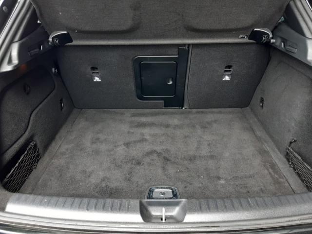 Mercedes Benz Gla image 3