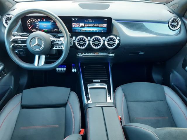 Mercedes Benz Gla image 1