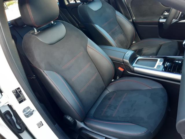 Mercedes Benz Gla image 7