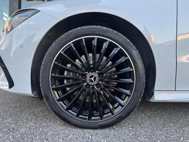 Mercedes Benz Cla image 3