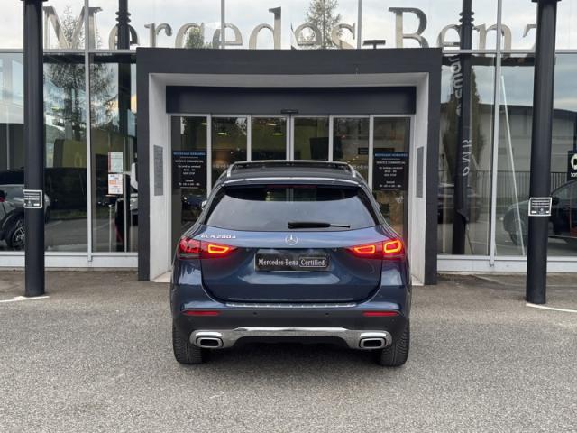 Mercedes Benz Gla image 9
