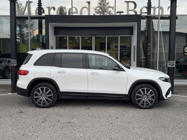 Mercedes Benz Eqb image 9