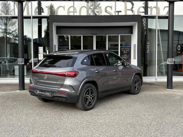 Mercedes Benz Eqa image 6