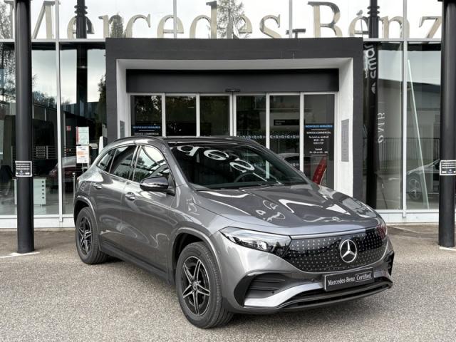 Mercedes Benz Eqa image 2