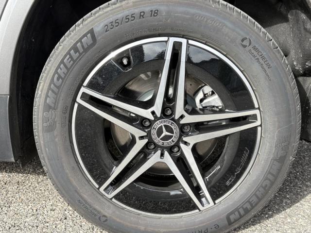 Mercedes Benz Eqa image 7