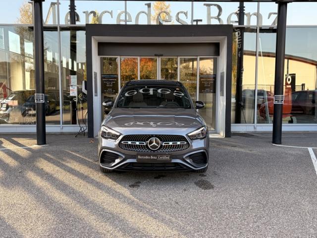 Mercedes Benz Gla image 8
