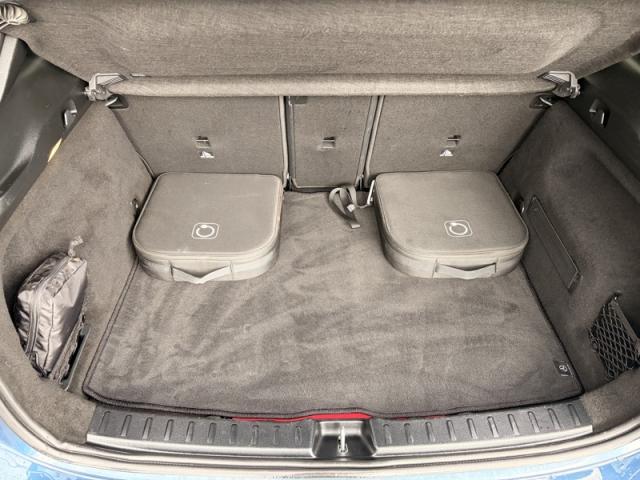 Mercedes Benz Gla image 4