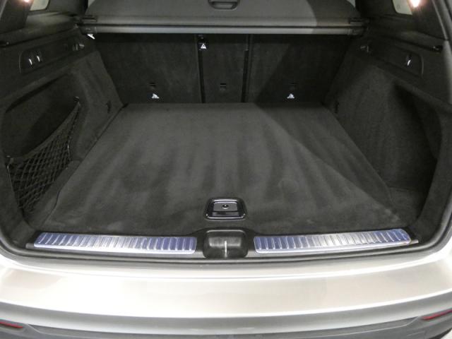 Mercedes Benz Glc image 9