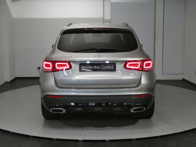 Mercedes Benz Glc image 8