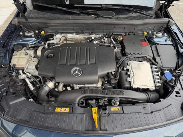 Mercedes Benz Glb image 5