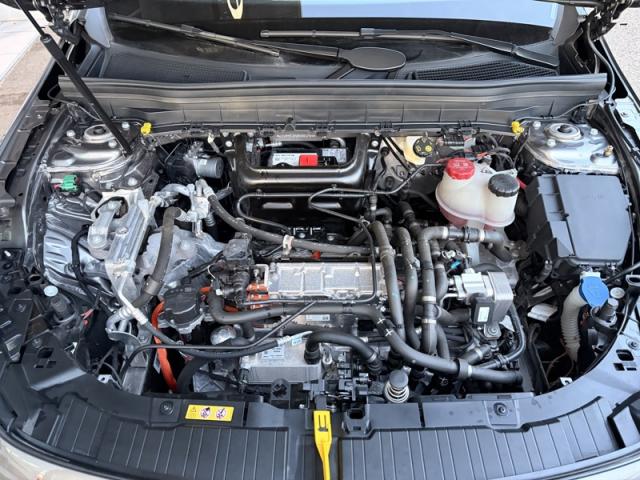 Mercedes Benz Eqb image 6