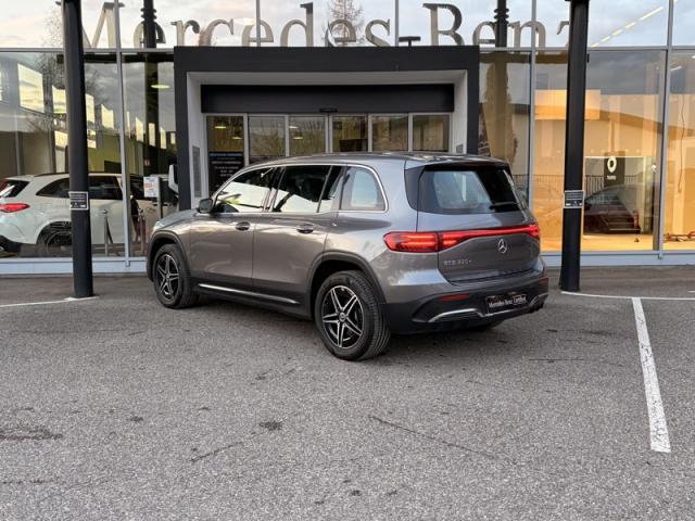 Mercedes Benz Eqb image 8