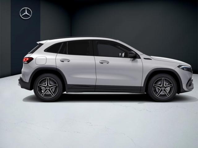 Mercedes Benz Eqa image 2