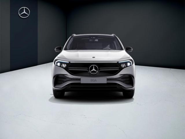 Mercedes Benz Eqa image 3