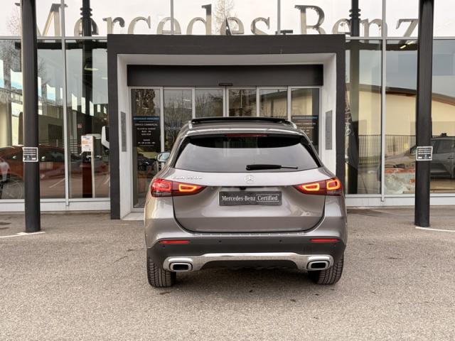 Mercedes Benz Gla image 9