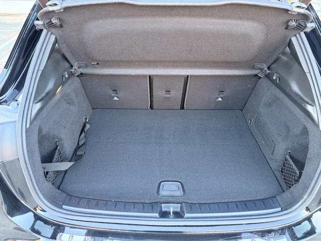 Mercedes Benz Eqa image 4