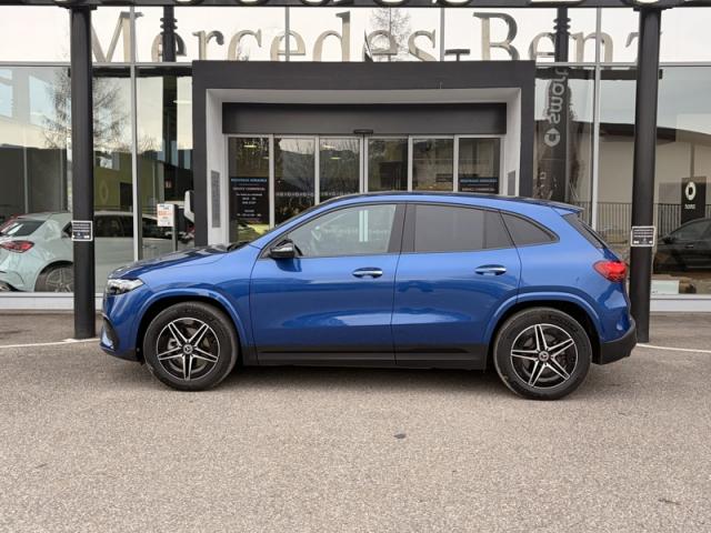 Mercedes Benz Eqa image 5