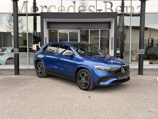 Mercedes Benz Eqa image 7