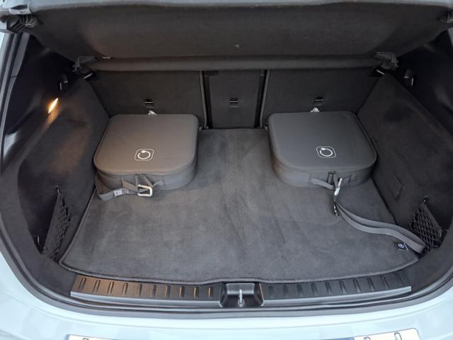 Mercedes Benz Eqa image 1