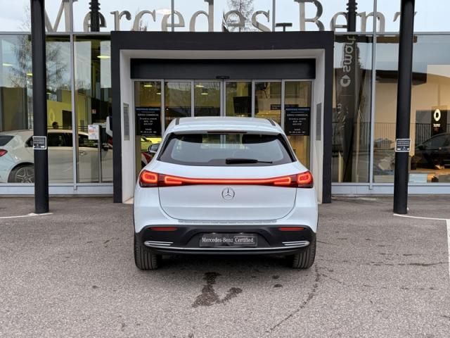 Mercedes Benz Eqa image 8