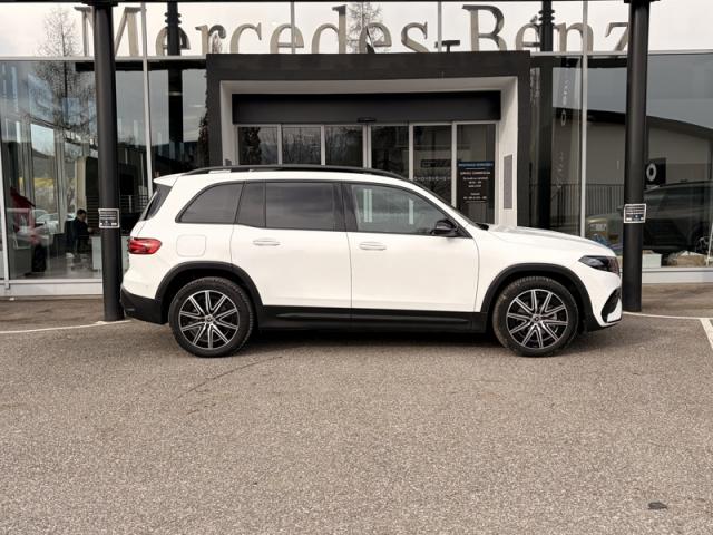 Mercedes Benz Eqb image 9